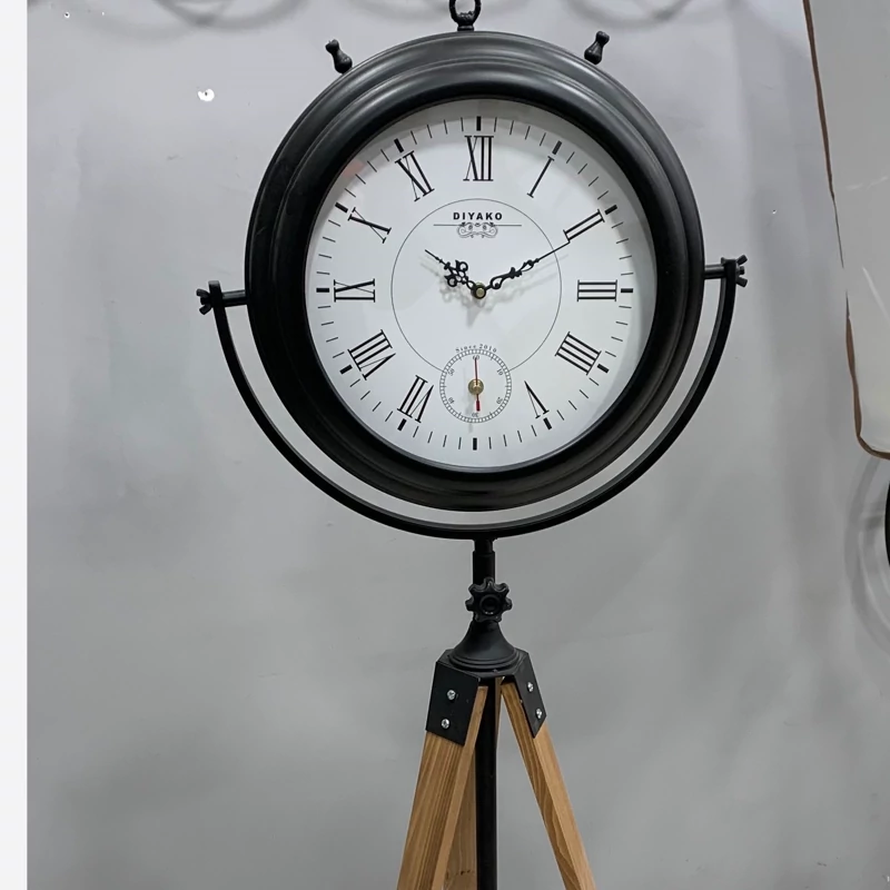 ساعت ایستاده  سه پایه کلاسیک
